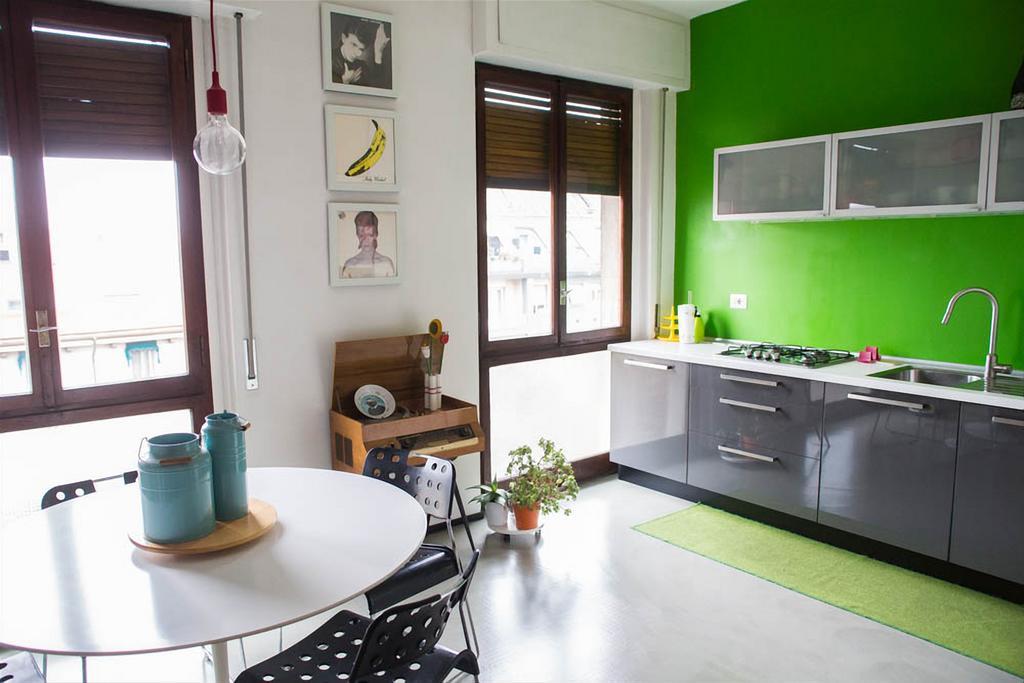 Lorenteggio Business Apartment Milan Luaran gambar